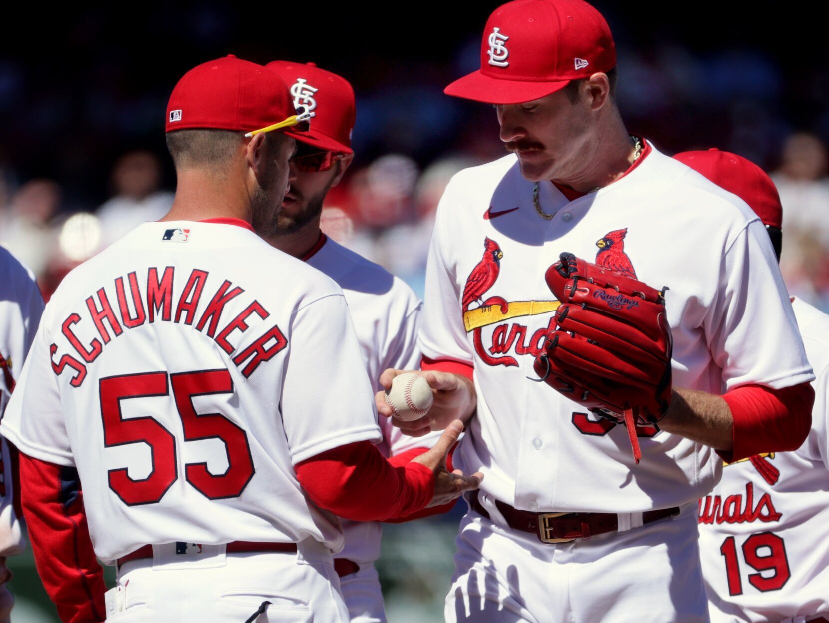 Cardinals 6, Pirates 2